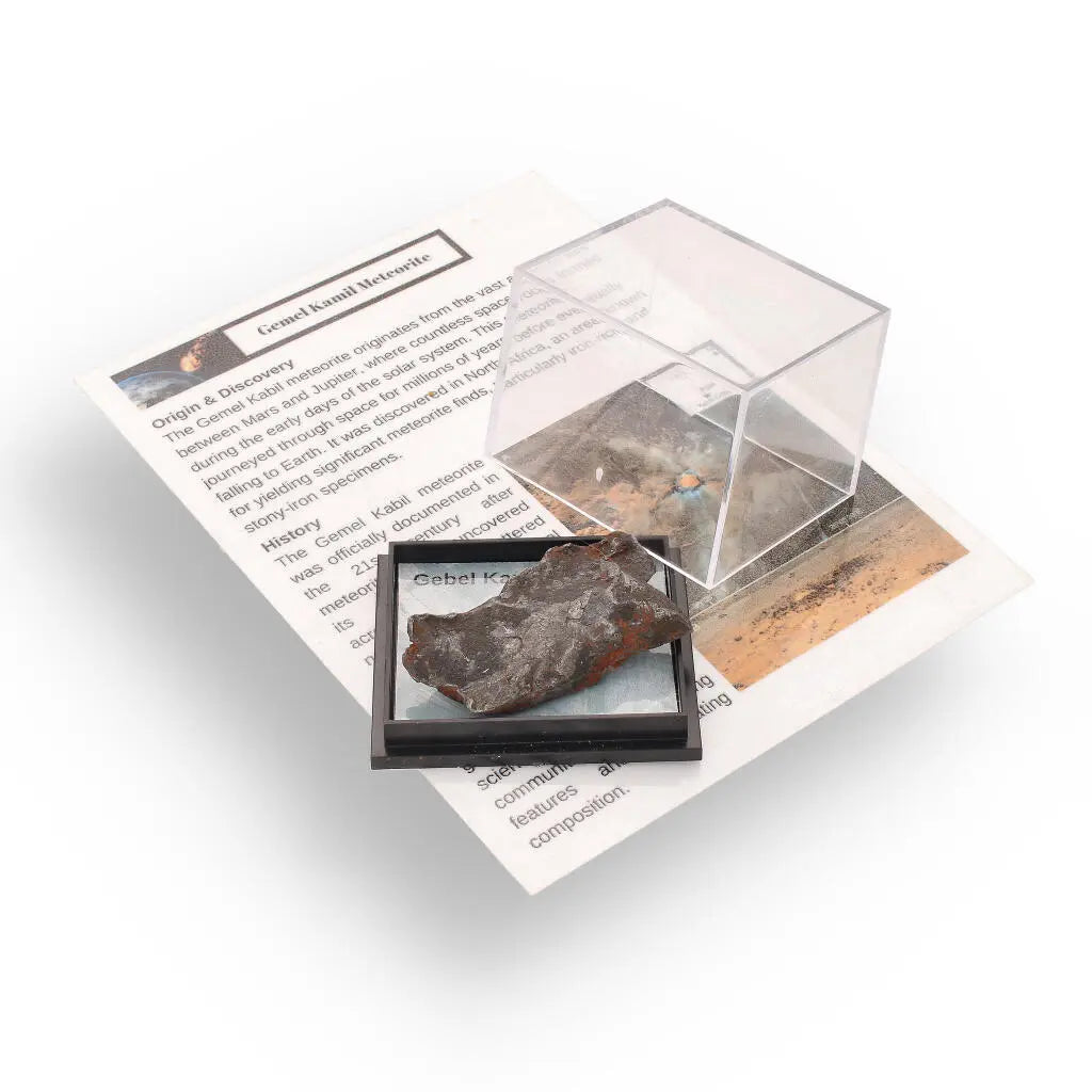 Buy your 18g Gebel Kamil Meteorite – Blazing Trail Relic online now or in store at Forever Gems in Franschhoek, South Africa