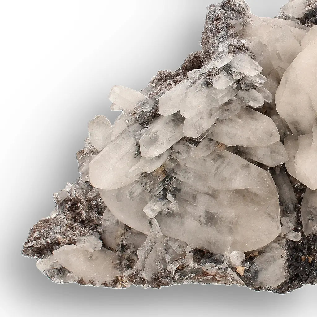Architectural Lattice Quartz with Foitite, Erongo Namibia